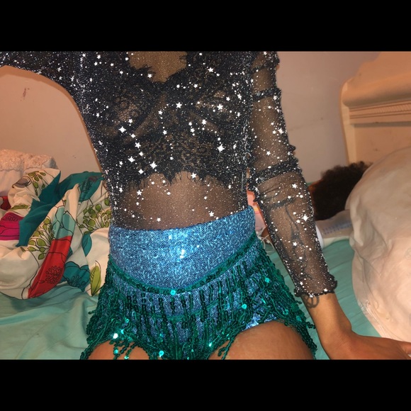 Meet your Posher, Alexis - Picture 6 of 7